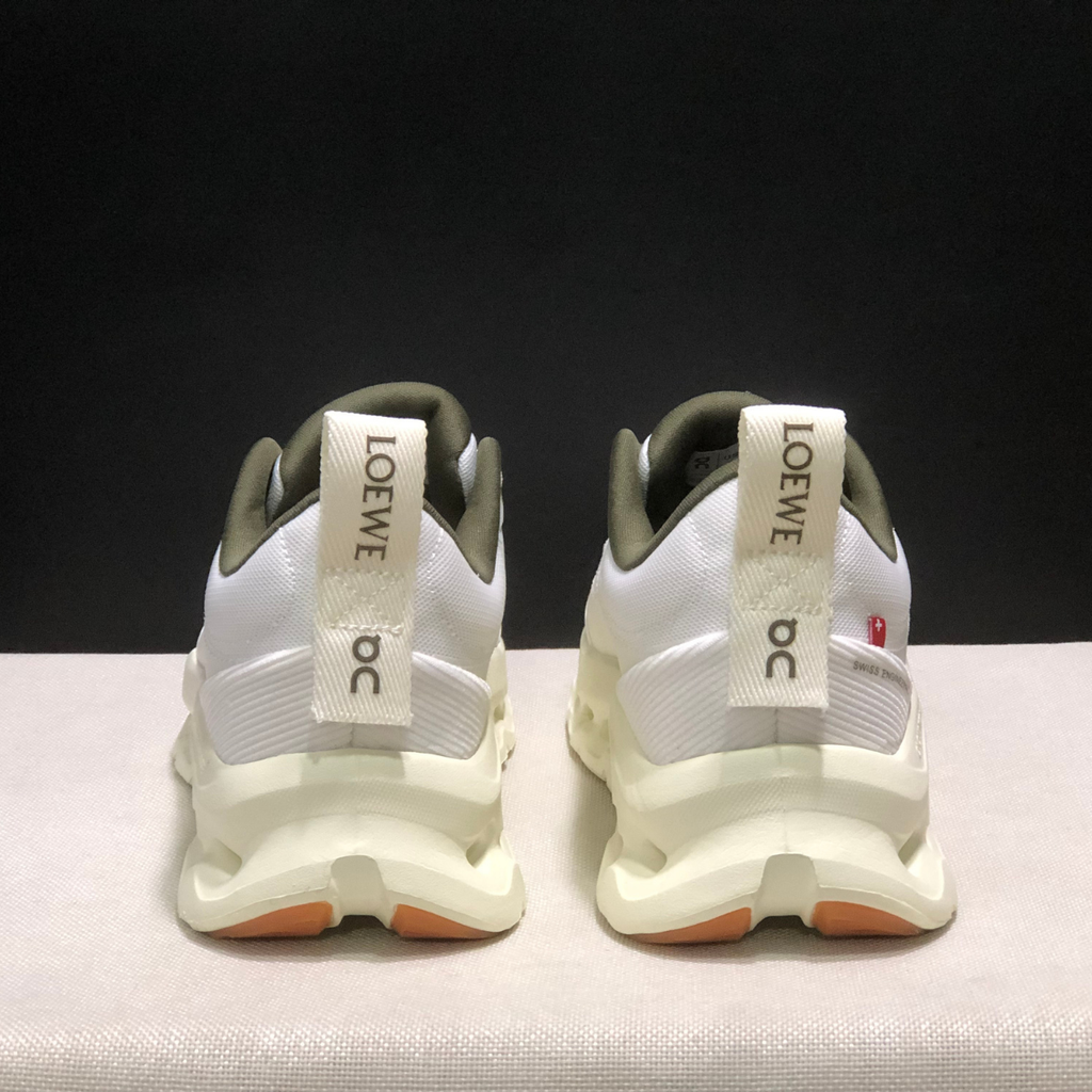 Cloudtilt × Loewe — Cloudtilt White Kaki